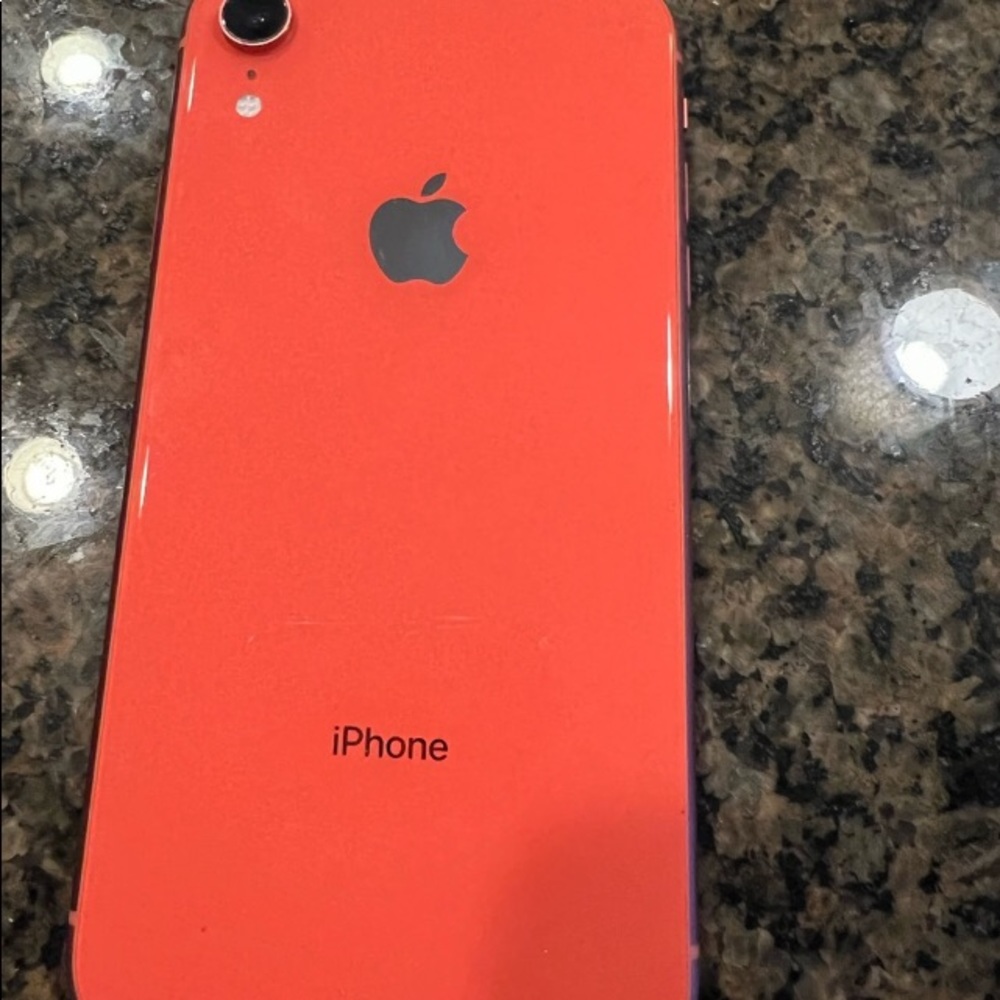 Coral UNLOCKED iPhone XR 256 GB EXCELLENT CONDITION